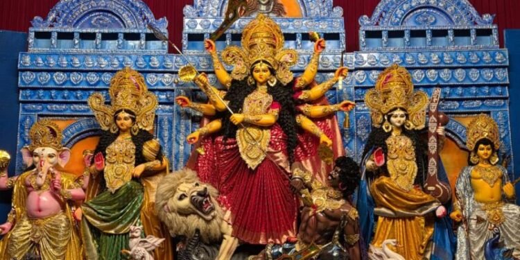 কাইলৈ মহালয়া, ধৰাৰ বুকুলৈ আগমণ কৰিব মা দুৰ্গাই