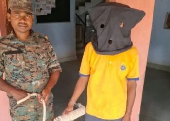 দলবদ্ধ অপকৰ্মৰ ভুৱা কাহিনীৰে কন্যাক হ*ত্যাৰ অভিযোগ! গ্ৰেপ্তাৰ কন্যাৰ পিতৃ