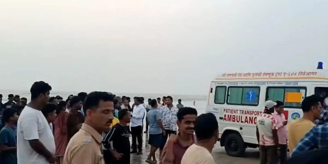 বনভোজলৈ যোৱা ৮গৰাকীকৈ ছাত্ৰ-ছাত্ৰীৰ সলিল সমাধি